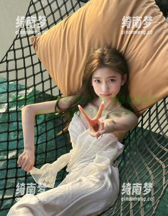 微密圈 - “楚楚不吃鱼”带来的私房连衣裙图包，唤醒你的时尚灵感