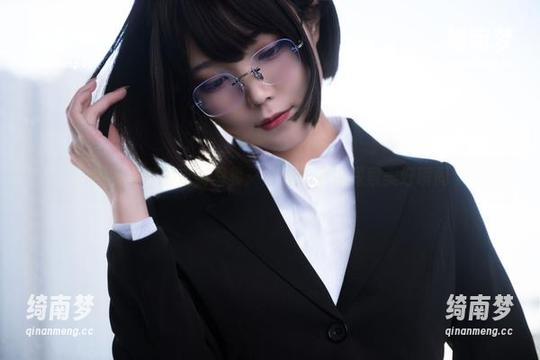 汪知子 校园生活的定制写真:汪知子带你探索美好瞬间