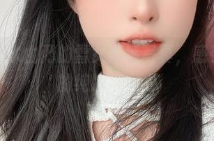 分享清水由乃的雪女高清写真，感受冬季的纯净与魅力