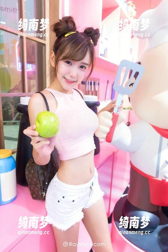 爱蜜社-赵小米Kitty 爱蜜社 - 赵小米Kitty携手妹妹,带你进入在线高清写真世界的魅力之旅
