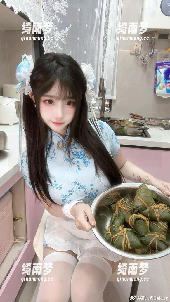 喵喵喵！猫九酱图包更新，美腿秀场，真是让人心醉神迷！