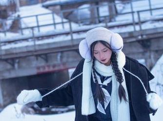 绝美意境：瓦斯塔亚小龙虾的乌烟-魔女高清图包带你进入梦幻世界
