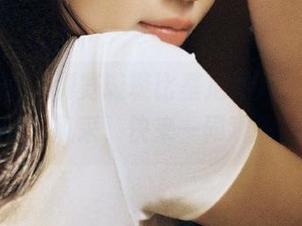 甜予摄影 - 浏览璇璇比基尼图片，尽享她的魅力风采，快来一同观看吧！