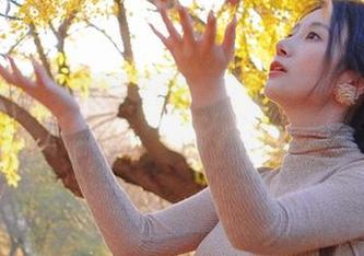 开启白银81女友高清照片之旅，带你领略她的独特风格