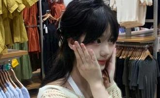 秀人网 - 夏瑶baby泳池写真全集：每一幅作品传递的都是夏日的诗意与激情