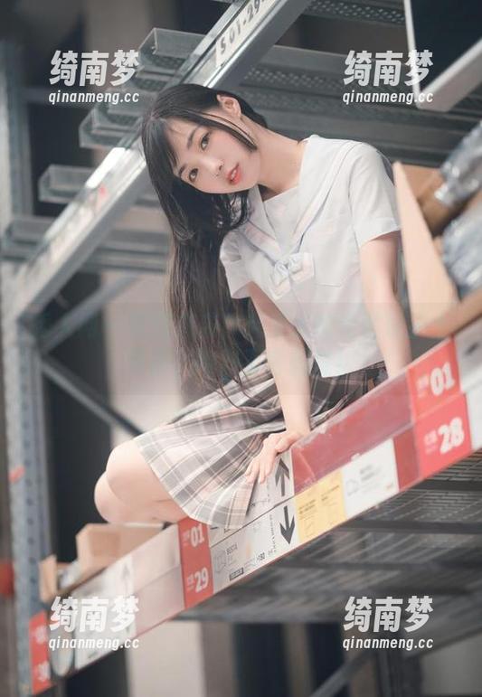 秀人网-夏馨瑶 秀人网 - 原图来袭!无圣光的夏馨瑶护士写真,绝对不容错过!