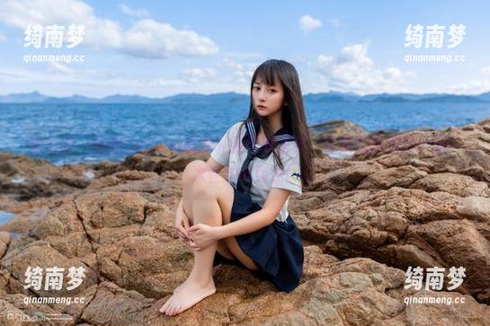 秀人网 - 娜露Selena最新礼服写真发布，海量免费原图让你一次性欣赏到位！