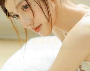 秀人网 - 解锁小泡芙的办公室写真世界，尽在免费资源下载