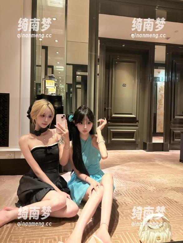 秀人网-小薯条nienie 秀人网 - 小薯条nienie校服写真福利大放送:穿越校园,重拾那份无忧无虑的快乐