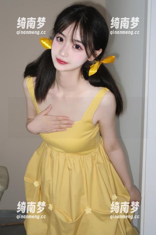 秀人网-楚恬Olivia 秀人网 - 看楚恬Olivia在校园中闪耀的全套写真图片,记录下这些生动的青春瞬间!