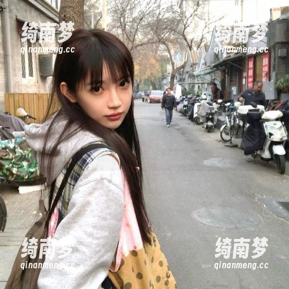 秀人网 - 水水姐吊带风景线合集：带你走进她的梦幻世界