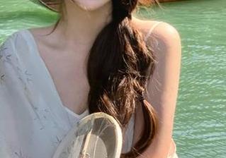 秀人网 - 筱慧cindy仙气十足的粉色写真合集，精彩套图带你瞬间迷失其中