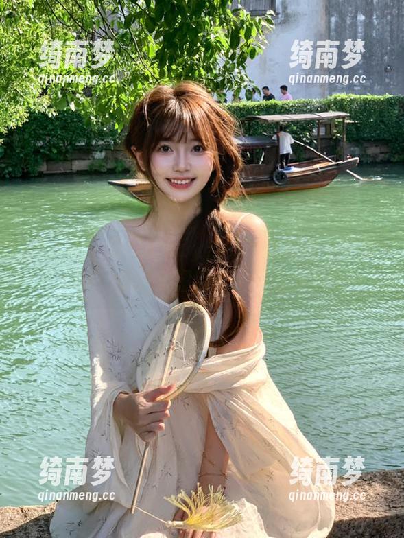 秀人网-筱慧cindy 秀人网 - 筱慧cindy仙气十足的粉色写真合集,精彩套图带你瞬间迷失其中