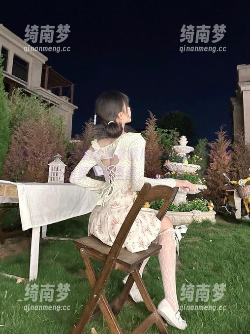 秀人网-趁热拿铁latte 秀人网 - 发现趁热拿铁latte的户外魅力——免费下载原图,记录每一刻