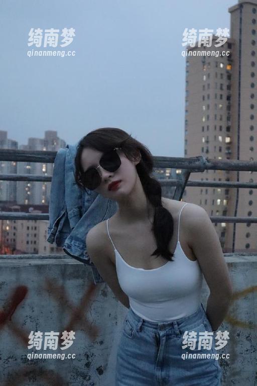 秀人网 - 体操服摄影系列，高清顾欣怡套图尽显运动魅力
