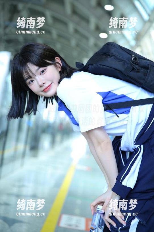 稚乖画册-生煎团团 稚乖画册 - 跟随生煎团团的脚步,最新双人写真图片记录生活的点滴与欢乐