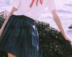 绮梦摄影 - 细腻动人的子涵女友写真合集，体验她多面的精彩人生