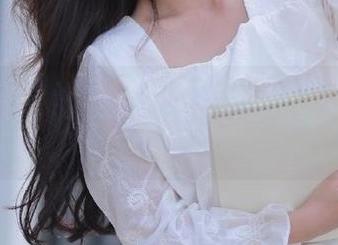 美媛馆 - Carina梦绮与粉色：写真合集，探索梦境与现实交织的美丽
