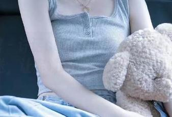 美媛馆 - 许诺sabrina的黑色作品福利大放送，让你领略摄影艺术的无限魅力