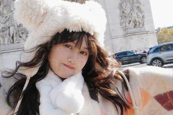 “脱尾巴Mizuki”与修女的无圣光写真：在光影之间探寻人性的复杂与美丽