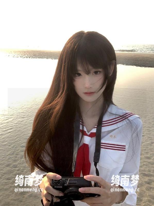 脸红Dearie 微密圈 - 定制专属写真,见证脸红Dearie与粉丝送花的甜蜜时刻!