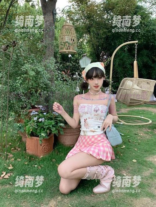 微密圈 - 精选蕾丝的诱惑，脸红Dearie带来的写真作品绝对不容错过