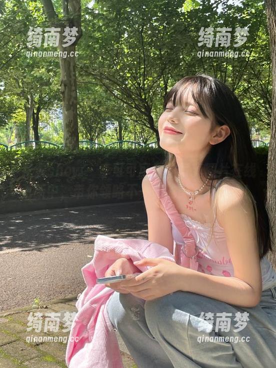 花漾show - 李可可可爱的写真图片在线更新中，带你领略不一样的美丽与魅力！
