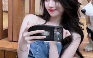 蜜桃社 - 杏子连体衣写真，让你在网盘中找到潮流与性感的完美结合！