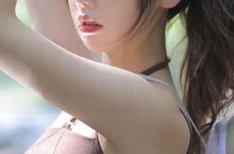 蜜桃社 - 细腻观看真希护士作品，捕捉她的职业魅力与美丽
