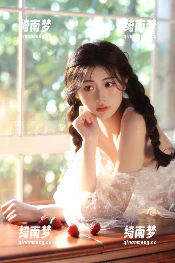 蜜桃社 - 第二刊爆笑集合：陌子Mandy的搞笑照片合集，图片带你飞向快乐的星球