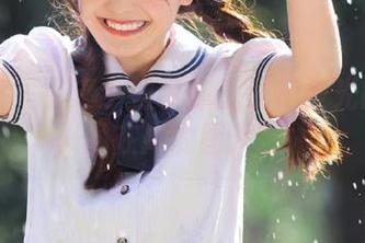 袜啵啵 - 小淳学姐带你感受无圣光的魅力，尽在她的图片艺术