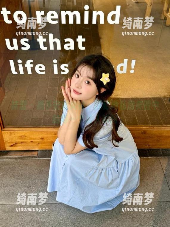 袜涩 - 携手安妮女神，探秘她私房美图中的每一个动人瞬间