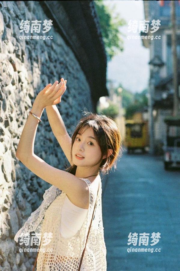 觅芙少女 - 新鲜出炉！兔兔厨娘套图更新，精彩Looks等你来探索！