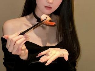 轰趴猫 - 大胆前卫，陈雅漫内衣写真图集带你领略不一样的风格