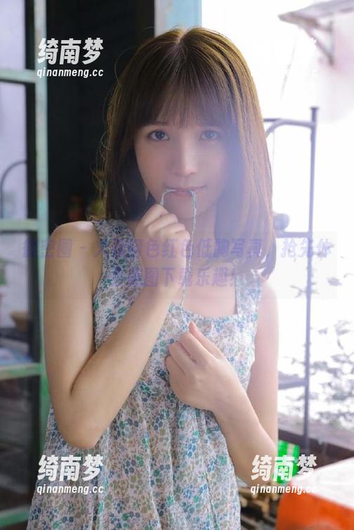 阿色 微密圈 - 火辣阿色红色低胸写真,抢先体验美图下载乐趣!