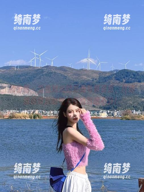 微密圈 - 雪怡妹纸的最新写真资源，纤细腰肢背后的努力你绝对想不到！