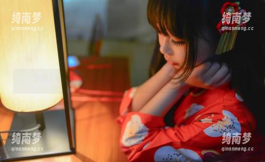 雪琪SAMA无圣光足控福利自拍合集，带你领略足部之美