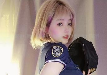 精彩观看！雯妹不讲道理黑丝T-back写真让你大开眼界
