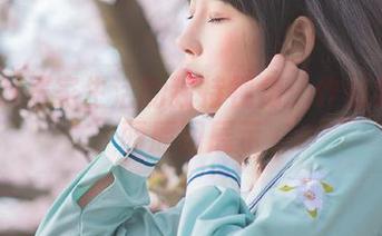 雯粥粥i居家生活的独特视角：作品集与美丽原图展示