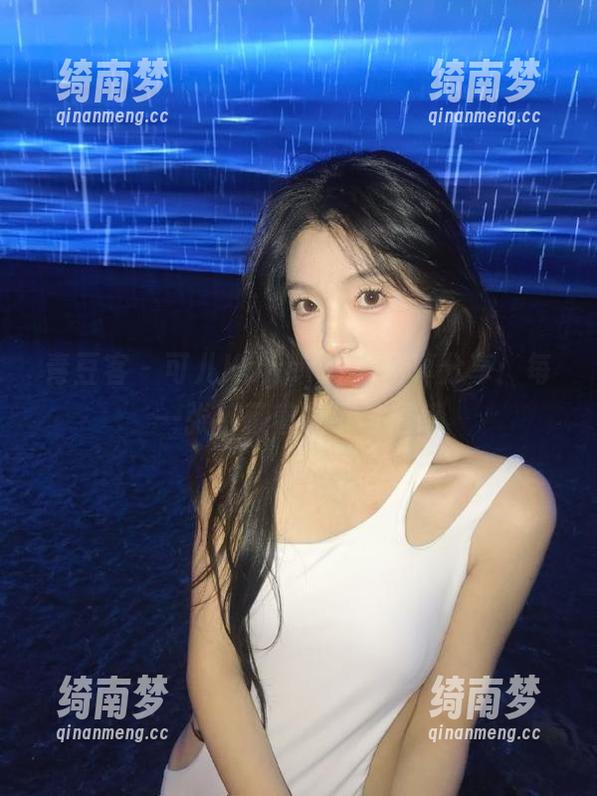 青豆客 - 可儿Kayen婚纱写真分享：每一张都藏着故事与情感
