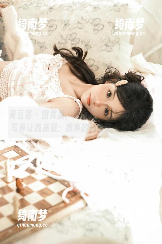 青豆客 - 图库里，婕西儿jessie的水手服写真让我质疑：我真的适合这个角色吗？