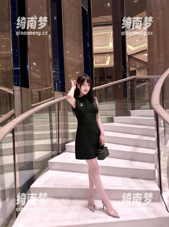 青豆客-施忆佳Kitty酱 青豆客 - 美图盛宴!立即下载“施忆佳Kitty酱御姐”图包,绝对让你目不暇接!