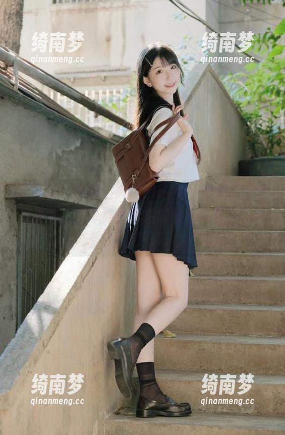 青豆客-琪琪qlql 青豆客 - 奇妙的琪琪qlql兔女郎青春性感写真集,分享照片背后的故事,绝对让你笑出声来!