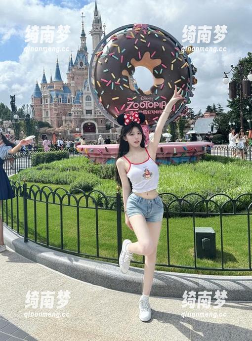魅妍社 - Ashely丽丽海边私房合集：夏日海风中的心动瞬间大揭秘