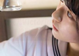 魅妍社 - 果儿Victoria学姐最新写真集：用镜头捕捉那些我自认为的滑稽瞬间
