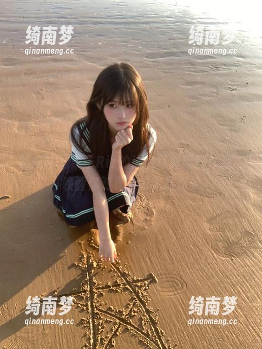 魅妍社 - 栗子Riz的泳装写真原图作品，唤醒你对夏天的无尽想象