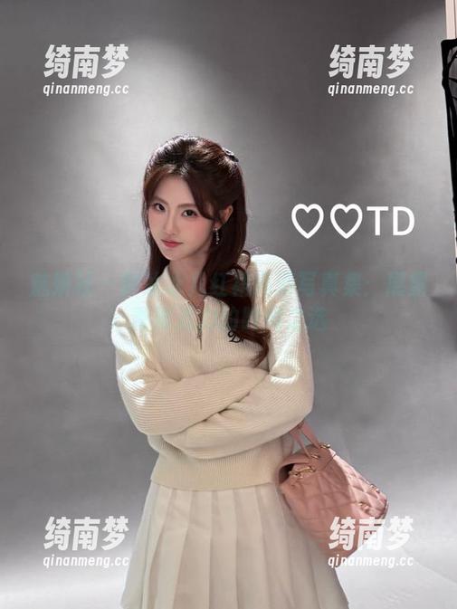 魅妍社 - 韩冰冰儿红裙高清写真集：展露青春活力的时尚之选