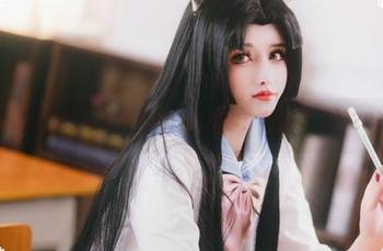 鹿八岁baby独特写真作品集：当尼尔：机械纪元与2B冰雪相遇
