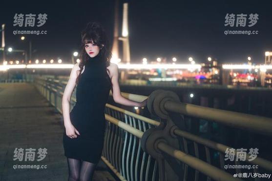 鹿八岁baby 鹿八岁baby与厨娘写真精选,感受视觉与味觉的双重盛宴
